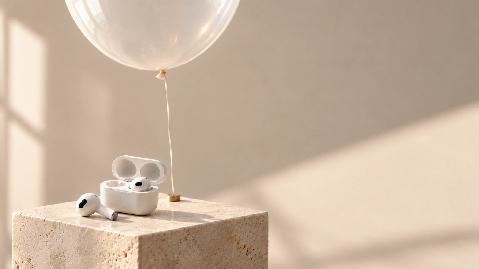 Balloon Earbuds Contrast Ad