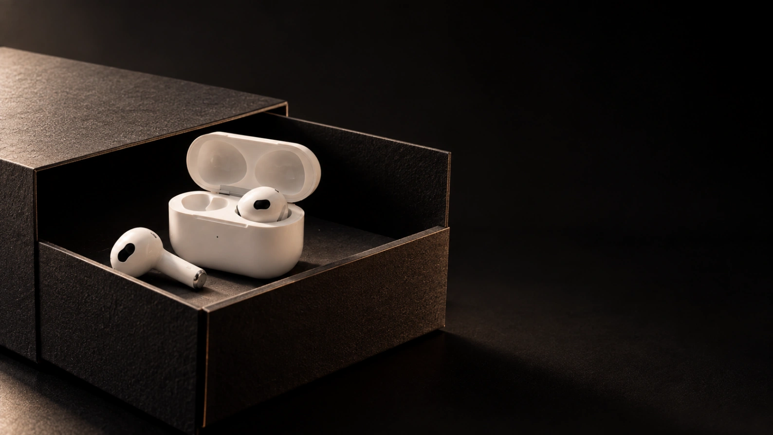 Giant-Matchbox Earbuds Scale Shot